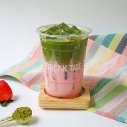 Ice Strawberry Matcha