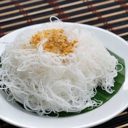 เส้นหมี่ลวก