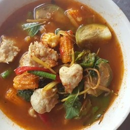 แกงป่าลูกชิ้นปลากราย ปลาคัง