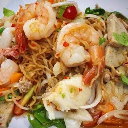 ยำมาม่ารวม