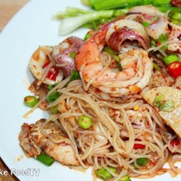 ครัวหลังบ้าน  (คู้บอน 38)