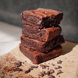 Valrhona dark choc fudge brownie