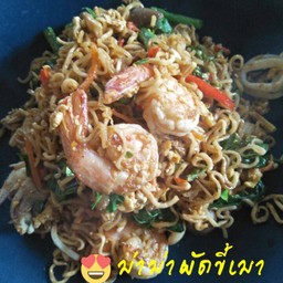 ม่าม่าผัดขี้เมาทะเล