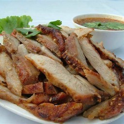 คอหมูย่าง