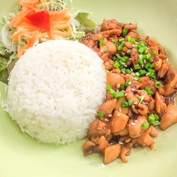 ข้าวไก่ผัดซอสโชยุ