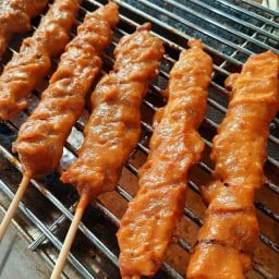ไก่ย่างทรงเครื่อง