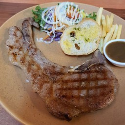 สเต็กเด็กแนว บ้านเพ