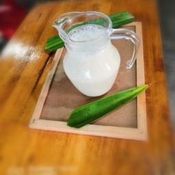 เต้าหู้นมสดร้อน