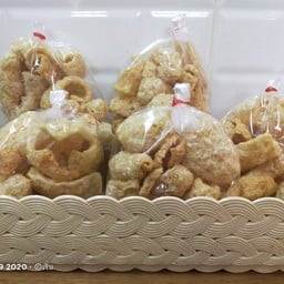 แคบหมูพอง