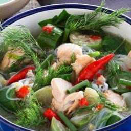 แกงอ่อมไก่