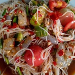 ตำขนมจีนกุ้งสด รสเด็ด