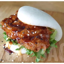 Hug bao เบอร์เกอร์ญี่ปุ่นน้องลีโอ สุโขทัย