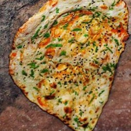 Buy 1 get 1 free Garlic Naan โรตีนานเนยกระเทียม