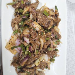 น้ำตกเนื้อ
