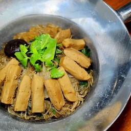 หมูยออบวุ้นเส้น