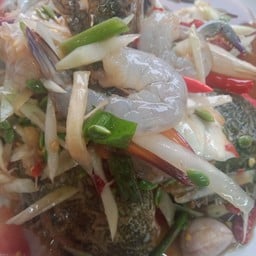 ตำกุ้งสด+ปูม้า