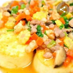 เต้าหู้หลอดทอดทรงเครื่องหมูสับ