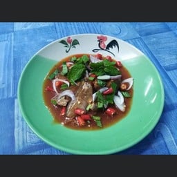 ยำปลากระป๋อง