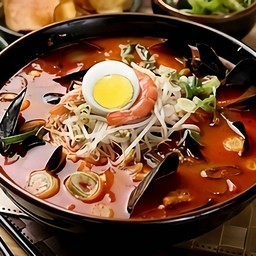 Seafood Ramen ราเมน ทะเลรวม