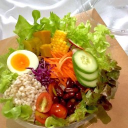 สลัดพ่อบ้าน(Salad Butler)