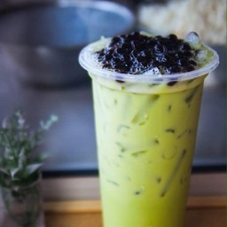 เต้าหู้ชาเขียวใส่ใข่มุก