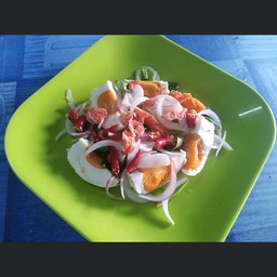 ยำไข่เค็ม