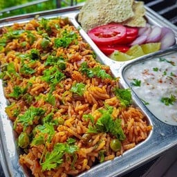 Tawa Pulao vegan ข้าวหมกมังสวิรัติทานพร้อมโยเกิร์ตอินเดียสูตรต้นตำรับ