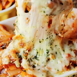 Cheese stir fried Kimchi with Rice ผัดกิมจิราดข้าวชีส