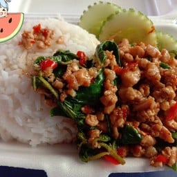 กระเพราแซ่บ by คุณป้อม