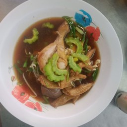 ก๋วยเตี๋ยวไก่ซุปเปอร์น่อง