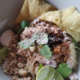 ก๋วยเตี๋ยวเรือ 13 บาท