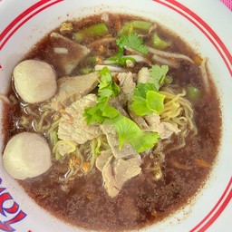 ก๋วยเตี๋ยวหมูน้ำตก