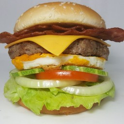ชีสเบคอนไข่ดาวโคขุน Cheese Bacon Egg Beef