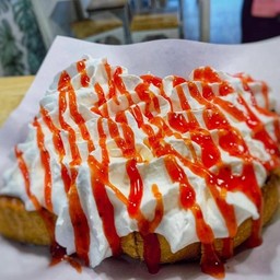 ปังปิ้งครีมสดซอสสตอเบอรี่