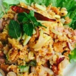 ร้านยำแหนมเลิศรสสาขาแม๊คโคร