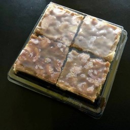 ทอฟฟี่เค้ก 4 ชิ้น