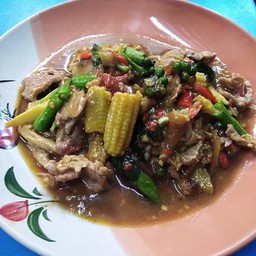 ผัดขี้เมาเนื้อ(กับข้าว)