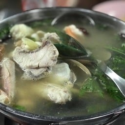 โป๊ะแตก