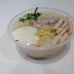 โจ๊กกระดูกหมูใส่ไข่