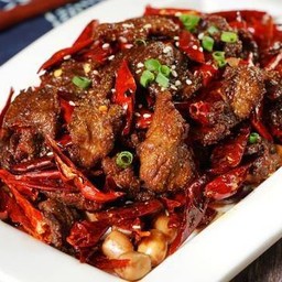 辣子牛肉 เนื้อวัวผัดเผ็ด