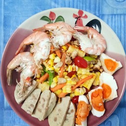 ตำข้าวโพดกุ้งสดหมูยอไข่เค็ม
