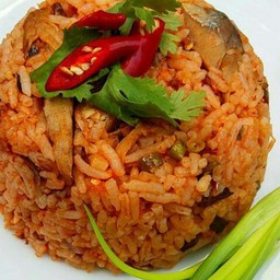 ข้าวผัดต้มยำหมู+ไข่ดาว