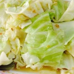 กะหล่ำทอดน้ำปลาหมูสับราดข้าว