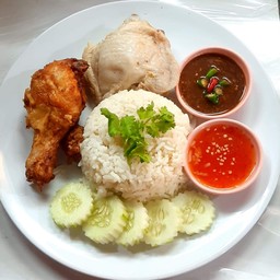 ข้าวมันไก่ต้ม+ไก่ทอด