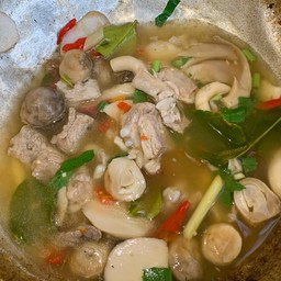 ต้มแซ่บซี่โครง