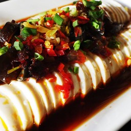 เต้าหู้ไข่เยี่ยวม้า