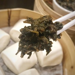 หมั่นโถว+ผักแห้ง