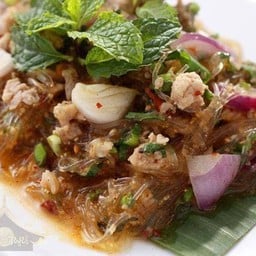 ลาบยโส ร้านตาแก่น 1