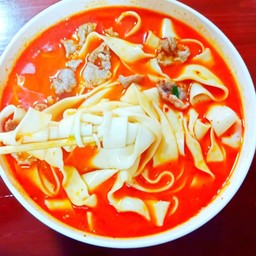 麻辣牛肉面 บะหมี่เนื้อวัวหม่าล่า