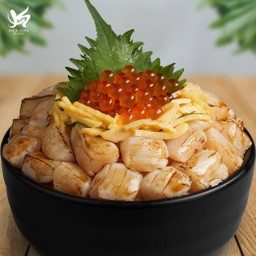 Hotate Ikura Don Set เซ็ตข้าวหน้าหอยเชลล์และไข่ปลาแซลมอน